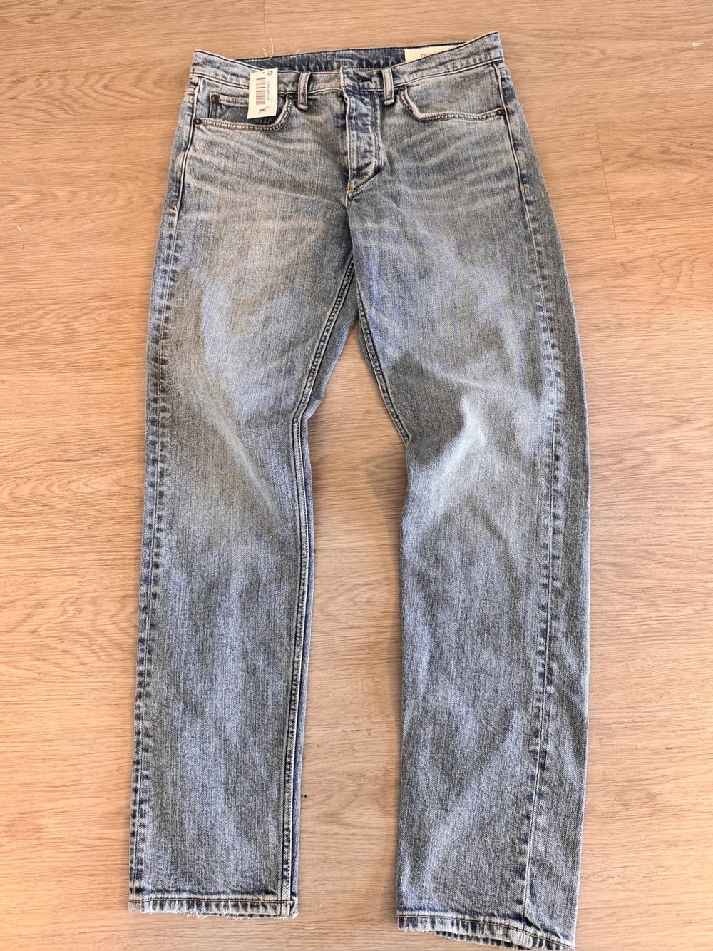 Rag & Bone Fit 2 Slim Jeans Hendrick  Light Wash size 31/32  Button Fly